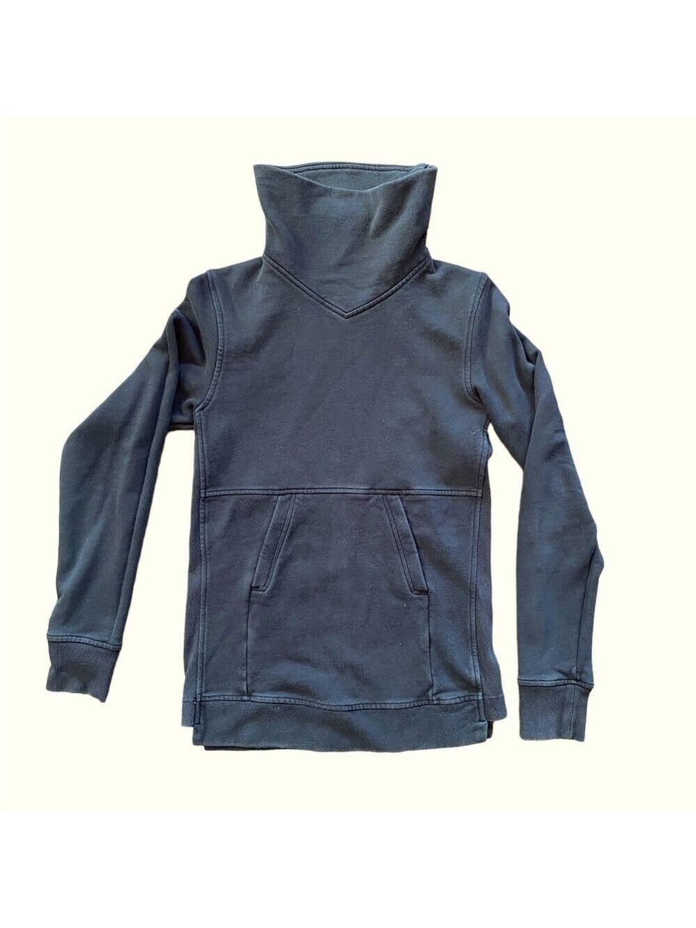 Lululemon Athletica Black Turtleneck Size 2
